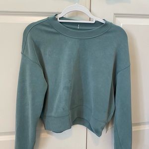 Lululemon sweatshirt